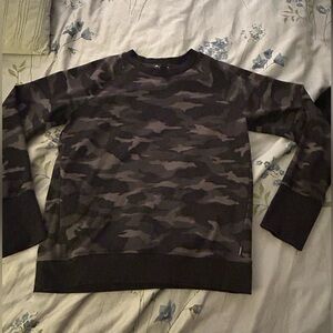 Athleta Triumph Camo Crewneck Sweatshirt, size Small
